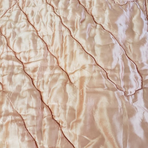 Lockport Vtg Quilted SATIN Comforter Blanket 66 x 85 Twin Pink Peach Thick Warm - Picture 10 of 16